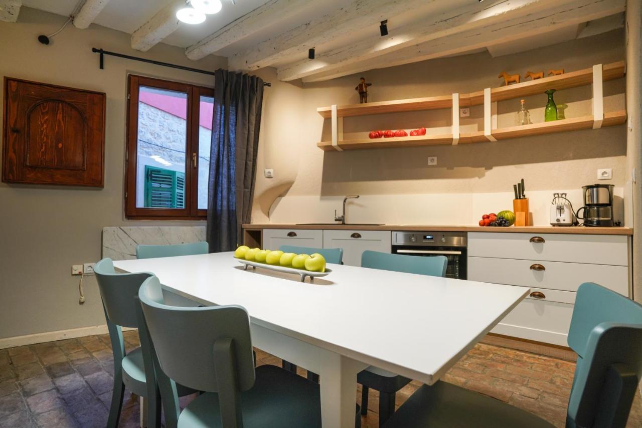 Deluxe Apartment Casa Flores With Sea View & Terrace Rovinj Exterior foto