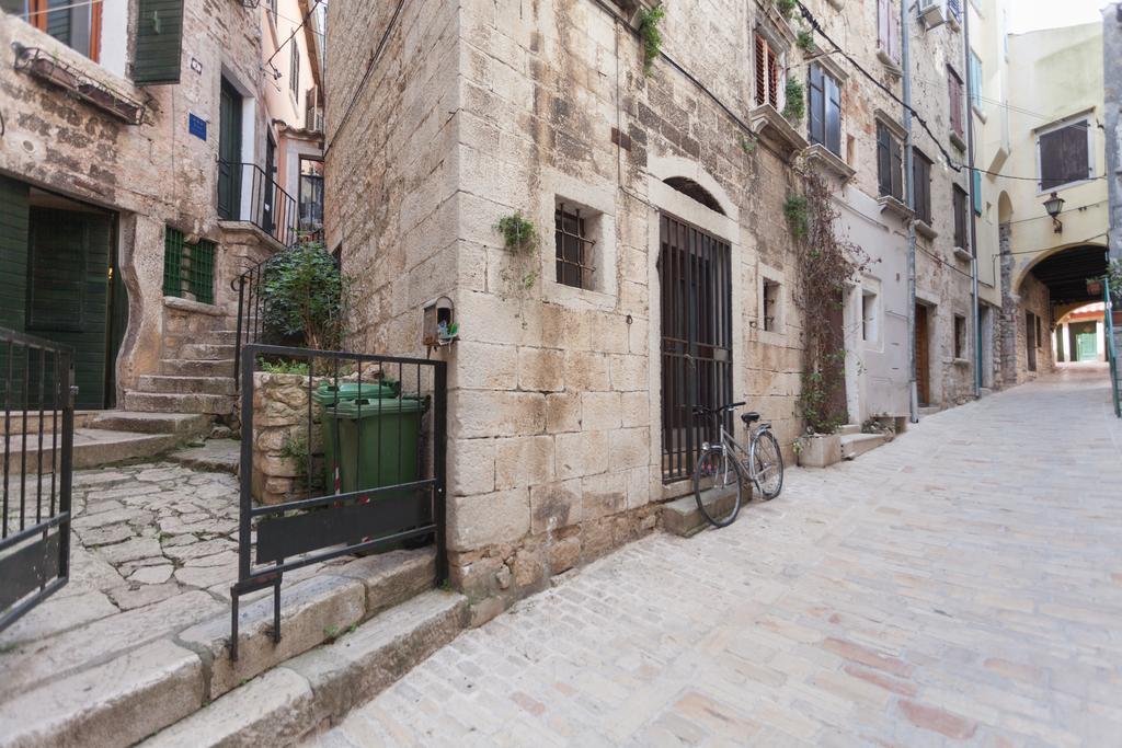 Deluxe Apartment Casa Flores With Sea View & Terrace Rovinj Exterior foto